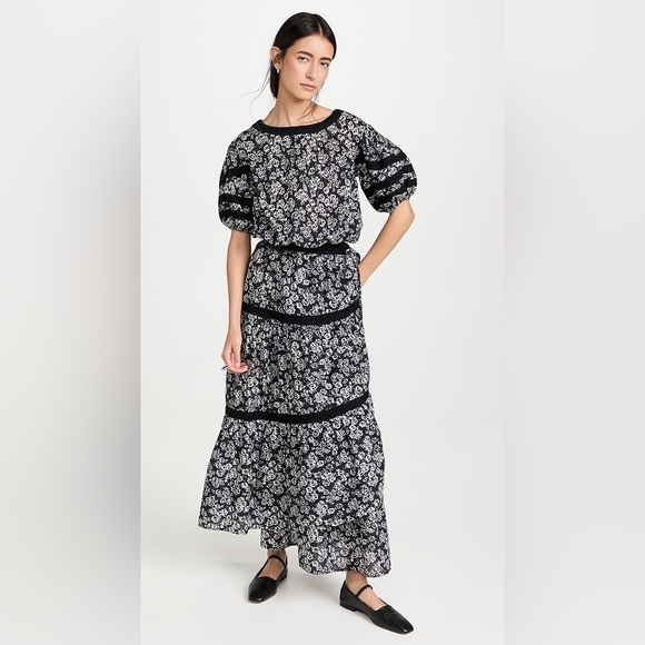 Merlette
Floral-Print Pleated-Trim A-Line Maxi Skirt - Picture 3 of 9